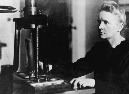 Marie Curie: Die Frau, die die Wissenschaft revolutionierte